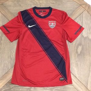 Team USA official away soccer jersey